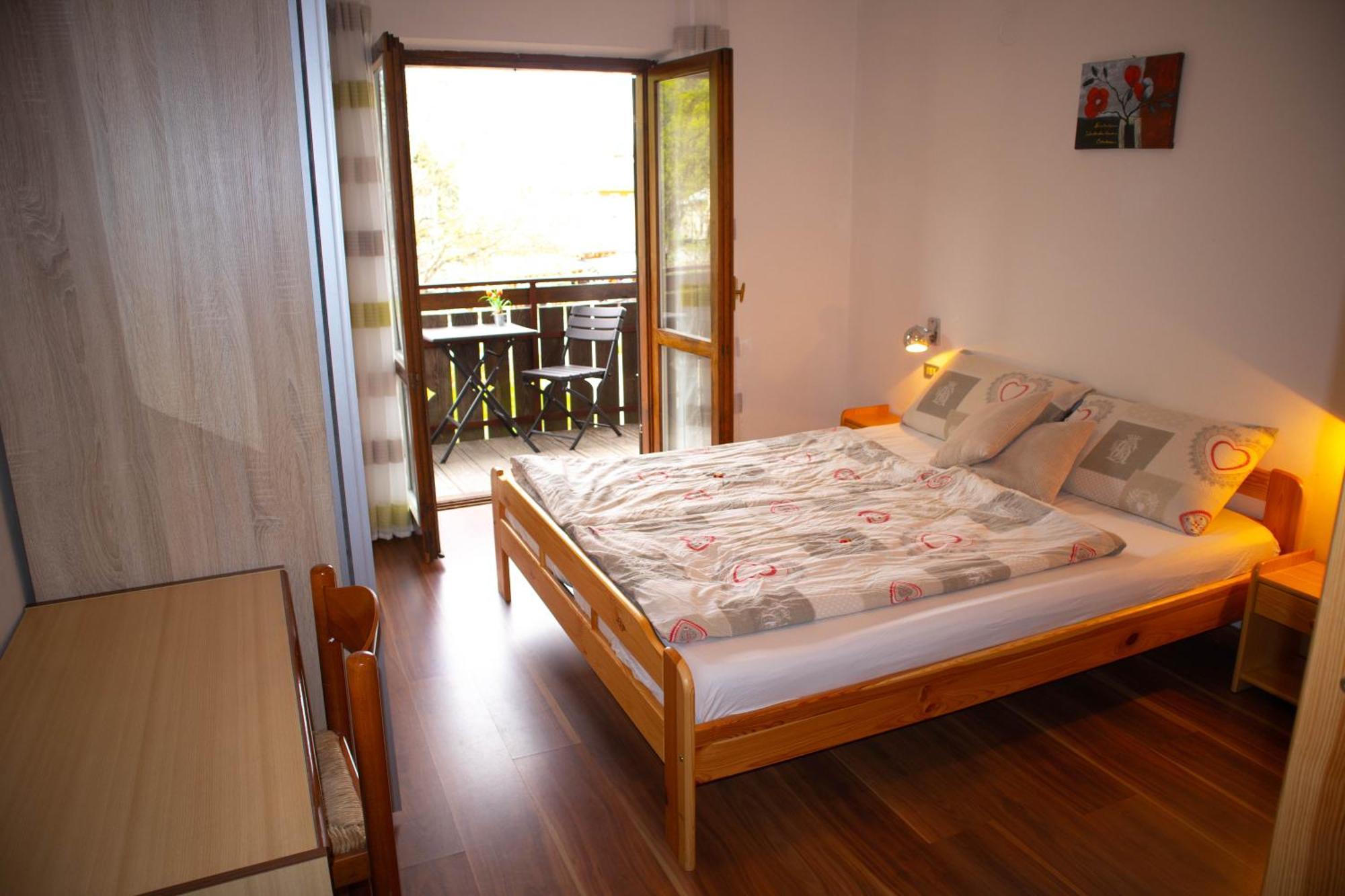 Apartments Max Mendola Екстер'єр фото