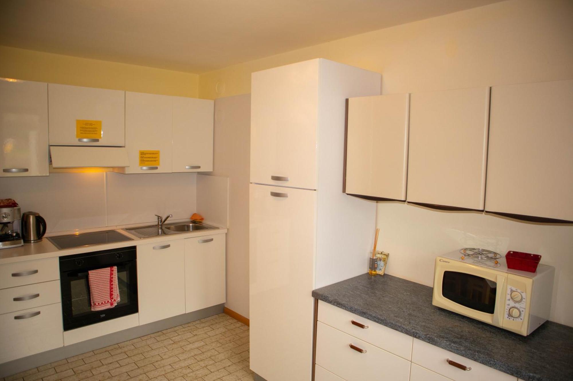 Apartments Max Mendola Екстер'єр фото