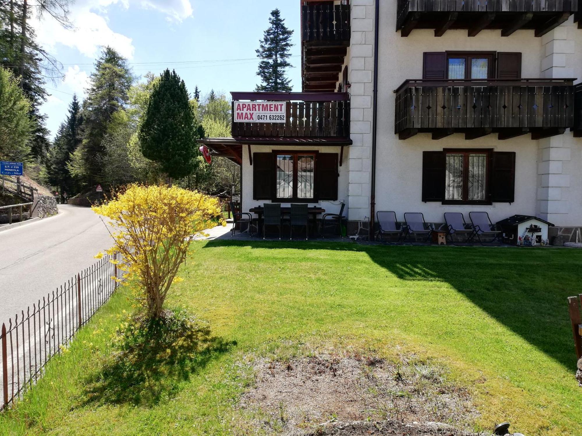 Apartments Max Mendola Екстер'єр фото